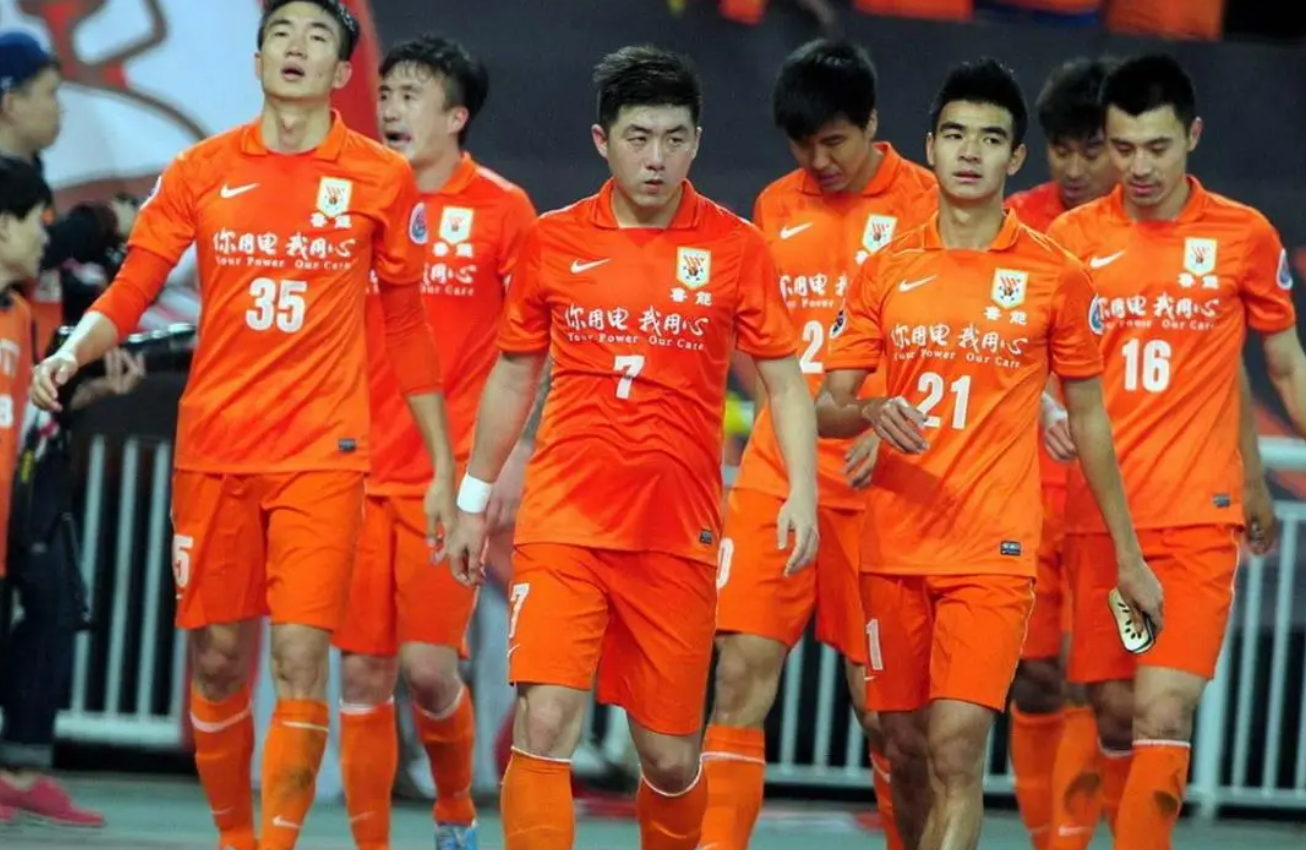 Kaiyun体育App下载-亚冠赛前再迎强敌，斯图加特官宣签约，主帅态度：底气十足，身体对抗强度拉满的简单介绍