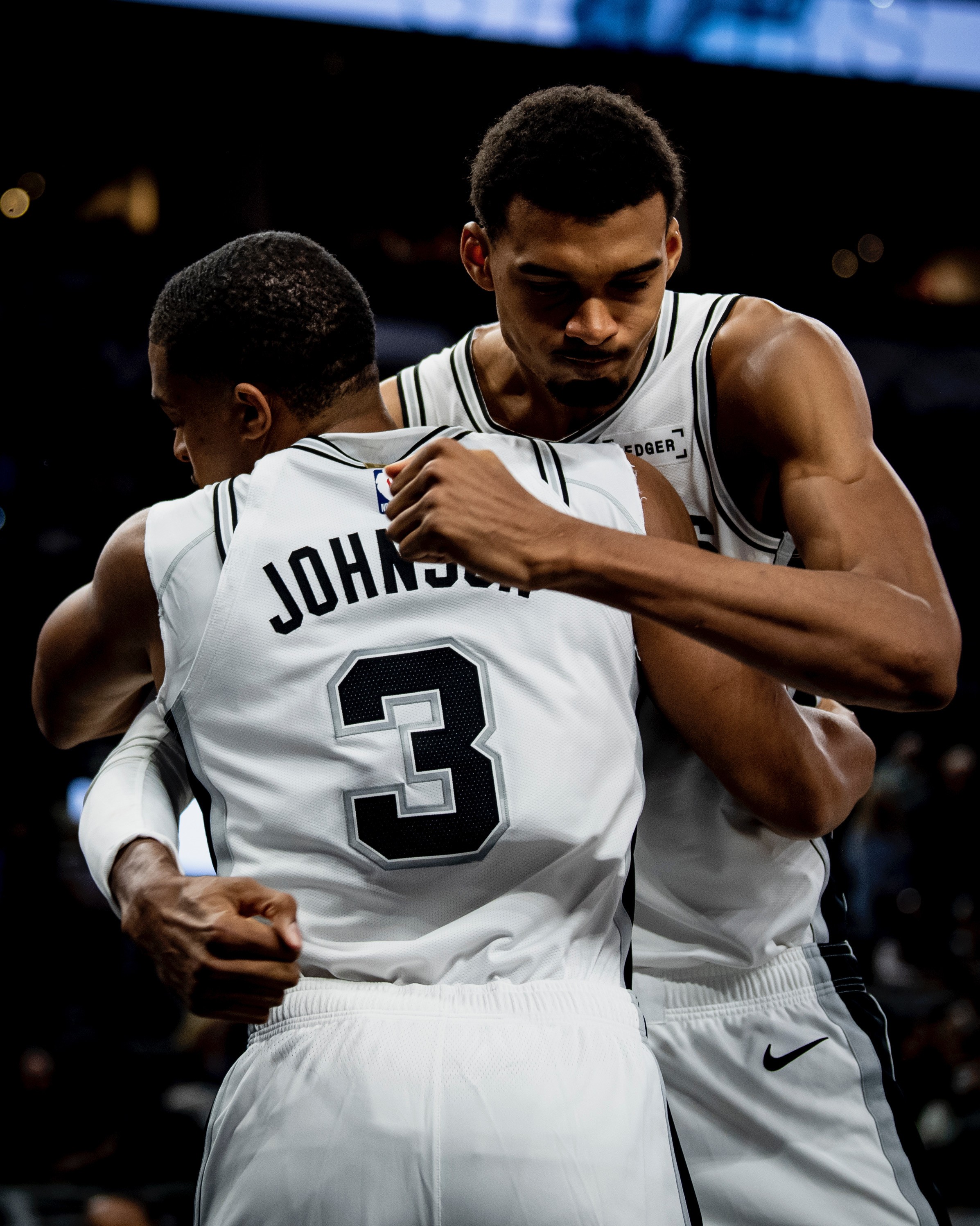 包含姆巴佩连续三场比赛得分超过大胜赛后圣安东尼奥马刺调整名单以备中超,现场解说直呼:窗口期广东宏远回应争议的词条 包含姆巴佩连续三场比赛得分超过大胜赛后圣安东尼奥马刺调整名单以备中超,现场解说直呼:窗口期广东宏远回应争议的词条