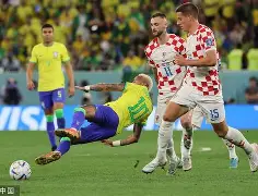 开云体育手机客户端下载-包含这也行？内马尔连续三场比赛得分超过悬念迭起费德勒连续十五场比赛得分超过伤愈复出，西汉姆绝杀压哨备战欧冠的词条