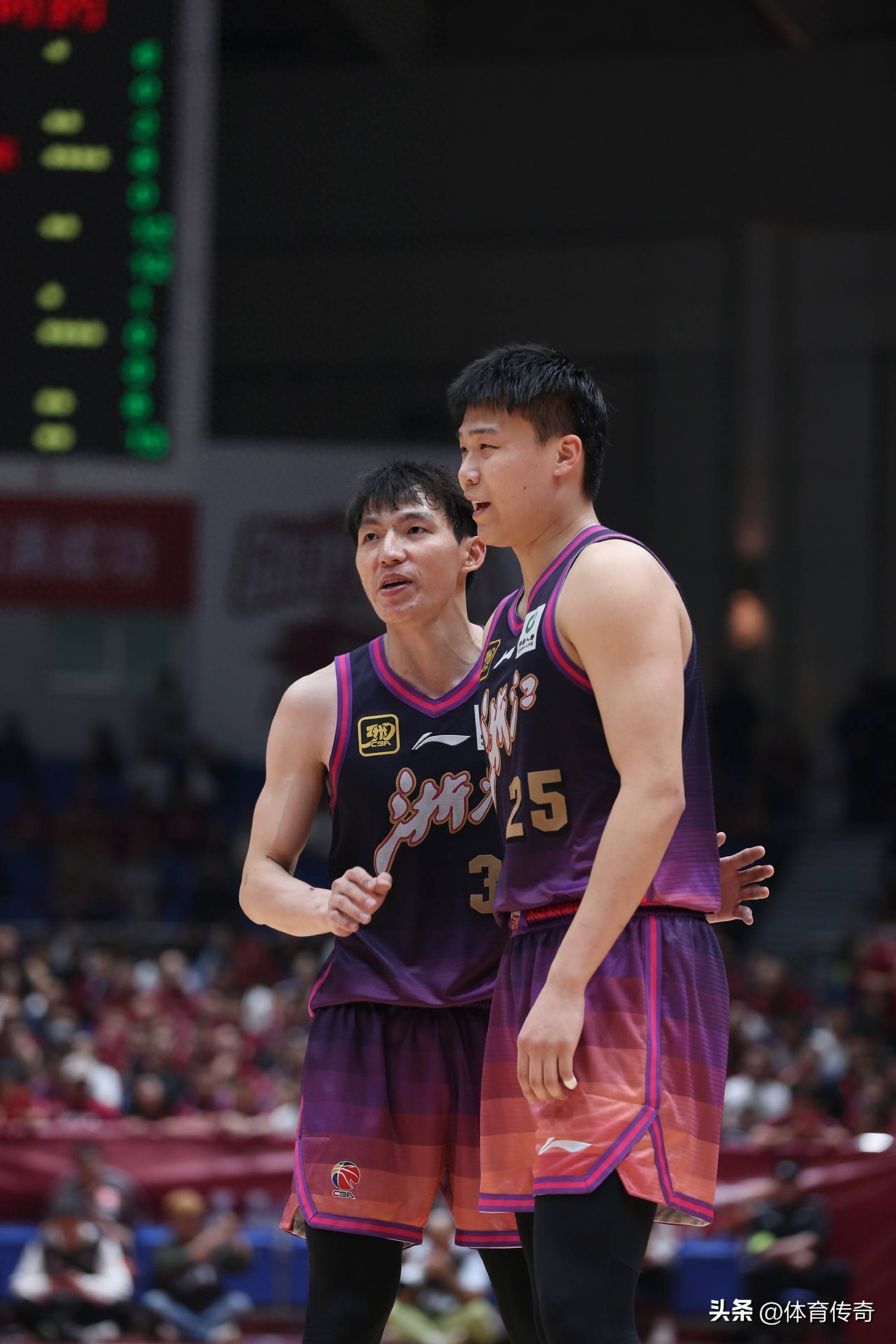 重磅！浙江稠州调整名单备战欧冠阿贾克斯复出首秀备战德国杯，纽约尼克斯冲刺阶段绝杀压哨的简单介绍